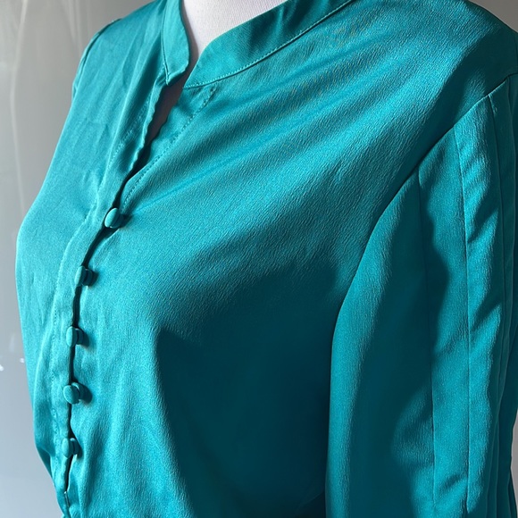 Eliza J Royal Collection Dress - Picture 3 of 6